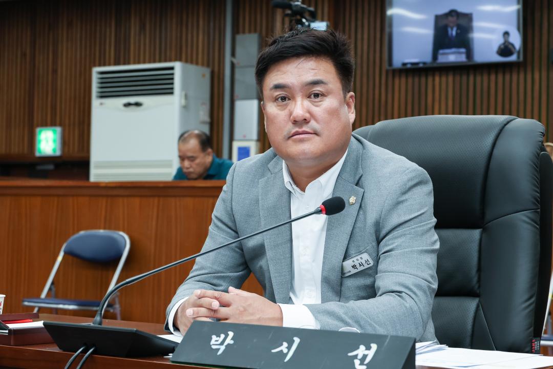 '제77회 임시회 제1차 본회의' 게시글의 사진(22) 'IMG_2868.jpg'