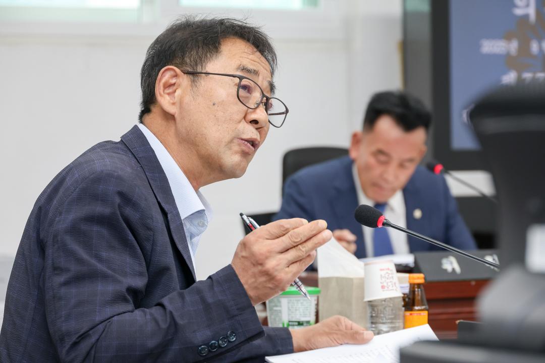 '제2차 조례등심사특별위원회' 게시글의 사진(5) 'IMG_2996.jpg'