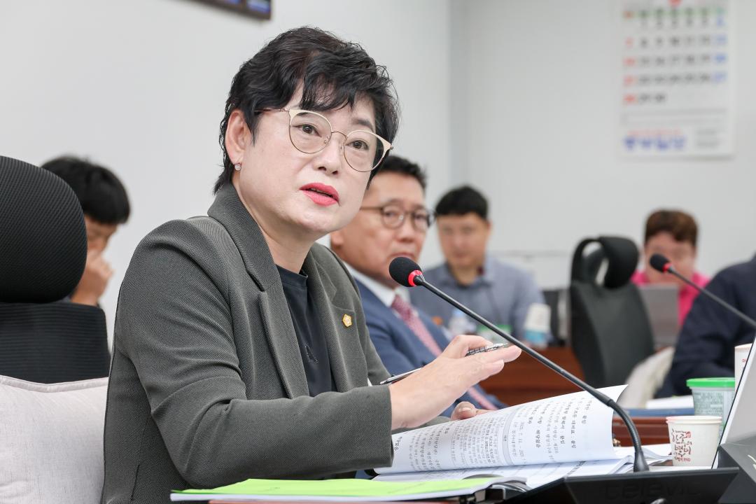 '제2차 조례등심사특별위원회' 게시글의 사진(6) 'IMG_3001.jpg'