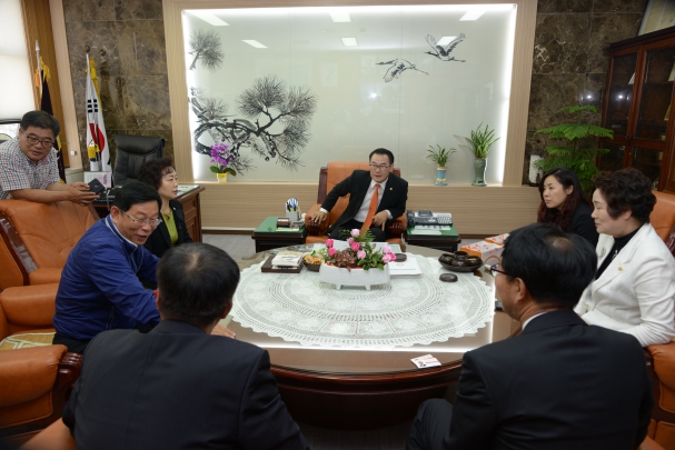 (주)옴니시스템 박혜린회장 의회 방문