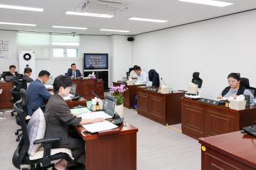 제1차 조례등심사특별위원회