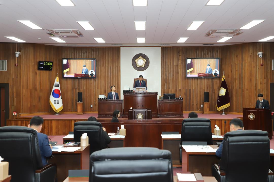 '제74회 여주시의회 제1차 정례회 개회' 게시글의 사진(2) '전체 (1).jpg'