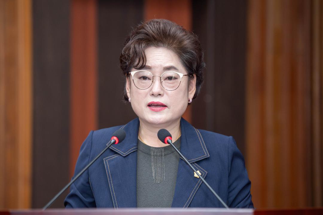 '여주시의회 이상숙 의원, 청년친화도시 조성을 위한 토대 마련 - 경기도 최초 「여주시 청년친화도시 조성에 관한 조례」 제정안 대표발의 -' 게시글의 사진(4) '20240607_제2차 본회의 시정질문39.jpg'