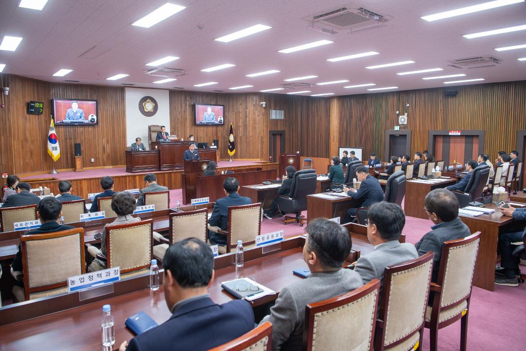 '제69회 여주시의회 임시회 일정 마무리' 게시글의 사진(3) 'DSC_4492-Enhanced-NRaaa.jpg'